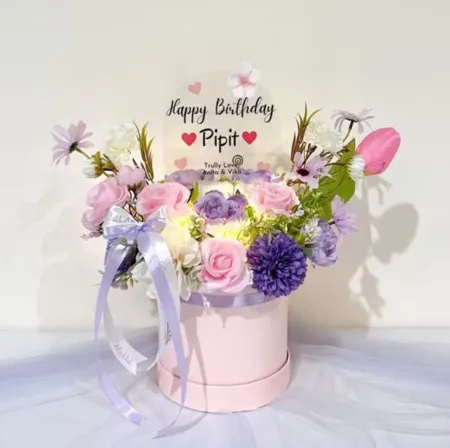 Bloom Box Akrilik Ucapan Ulang Tahun Sunan Kudus Area